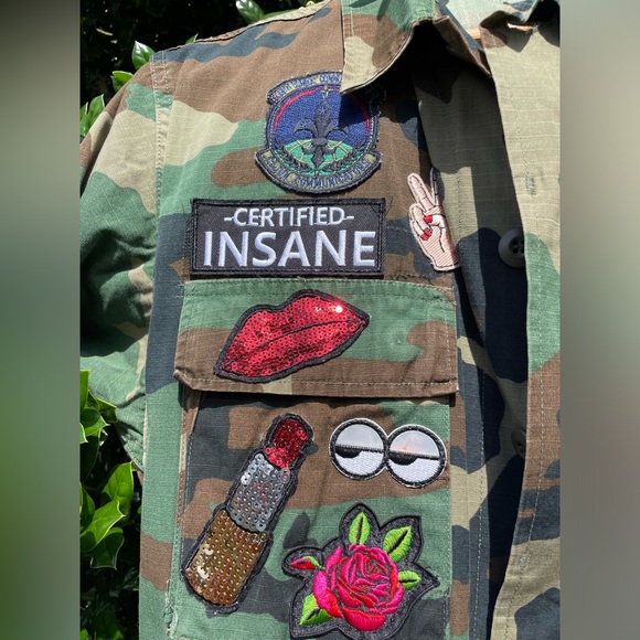 Upcycled Handmade By ME Vintage Army Fatigue Camo Jacket Bling Patches Pins - Picture 4 of 17